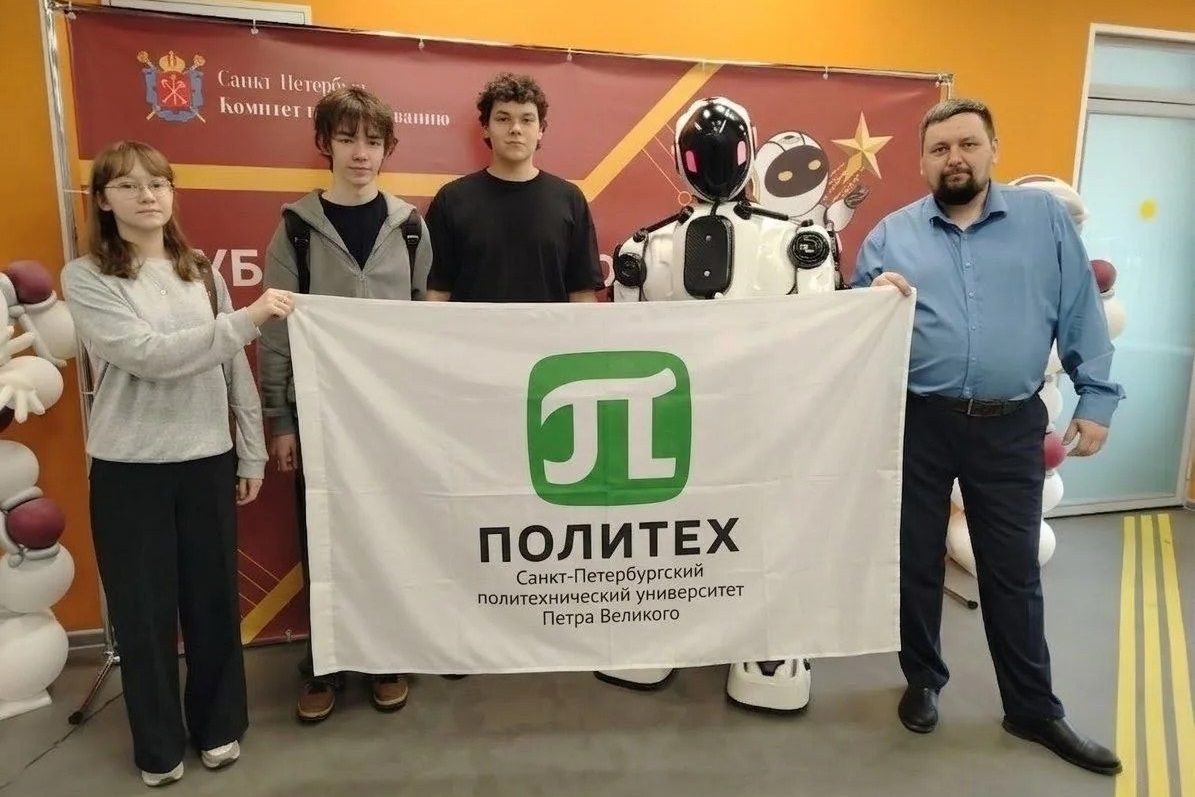 Изображение: Покорение вершин прототипирования: студент 1 курса и его юная коллега-лицеистка — чемпионы Кубка Губернатора